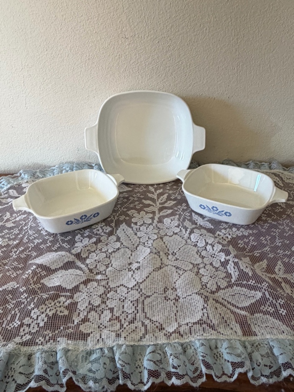 3 Corningware baking dishes. - Picture 2 of 11